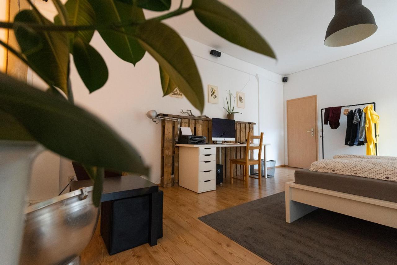 Altbau-Studio 230m² mit Wintergarten bis 10 Pers. Erfurt Exterior foto
